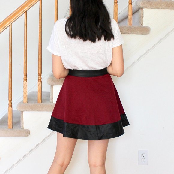 Charlotte Russe Maroon and Black Pleather A-line Skirt - Picture 4 of 5